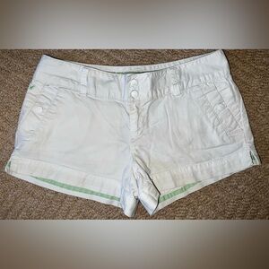 BUNDLE 5 for $50 👗👚 👖 
American Eagle Outfitters White Shorts with Mint Accent